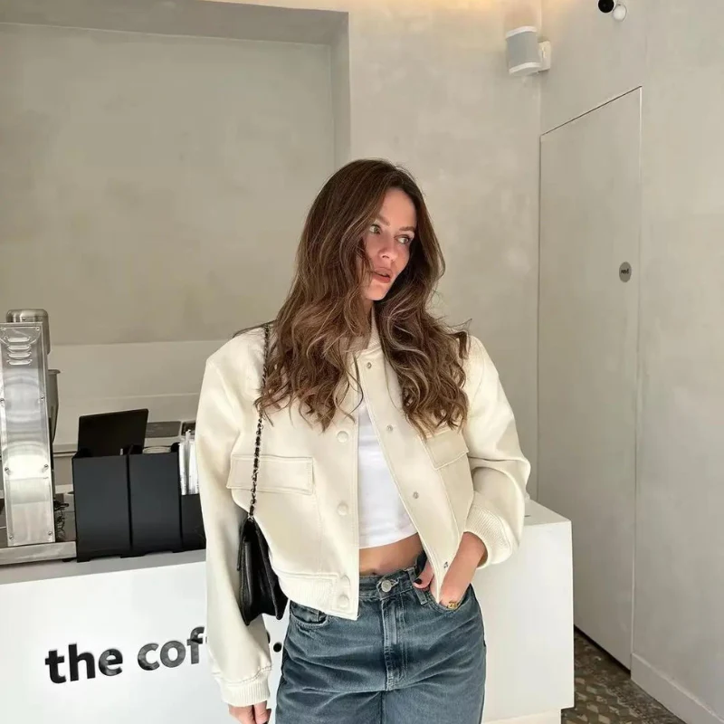 Belle Couture | Stylish Bomber Jacket with Practical Pockets - Regular Fit - Essential for Your Wardrobe - Image 19