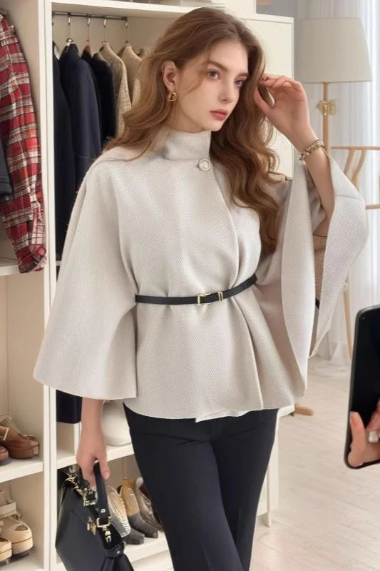 Wool cloak with elegant belt