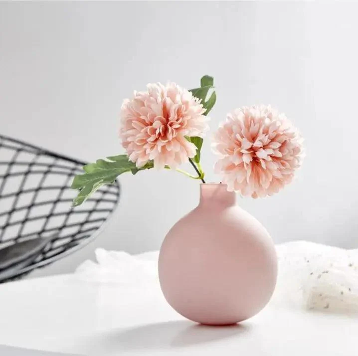 Modern Ceramic Vase Collection - Image 3