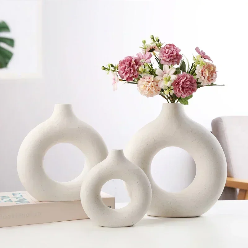 Timeless and Elegant Vases - Image 6