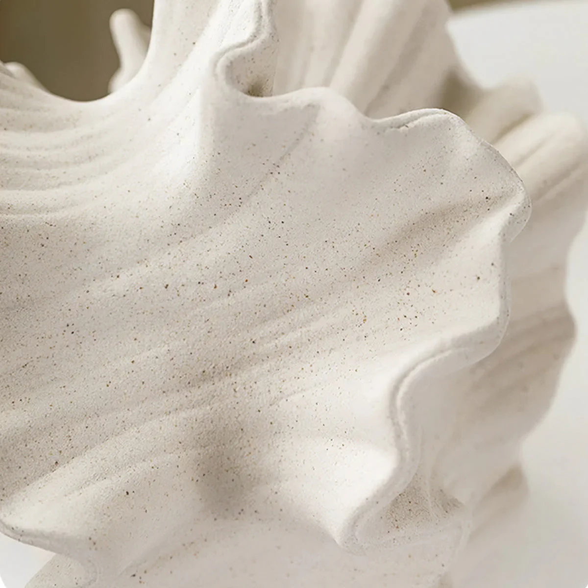 Uni Vase | Modern elegance to enhance all your spaces - Image 4