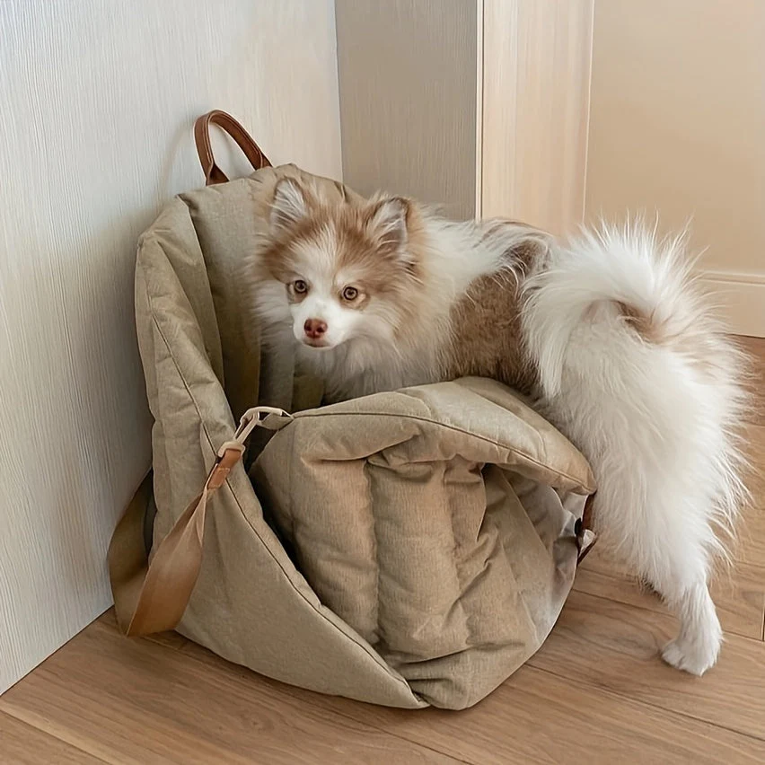 Waterproof Carrying Bag for Dogs and Cats for Convenience and Safety - Image 9